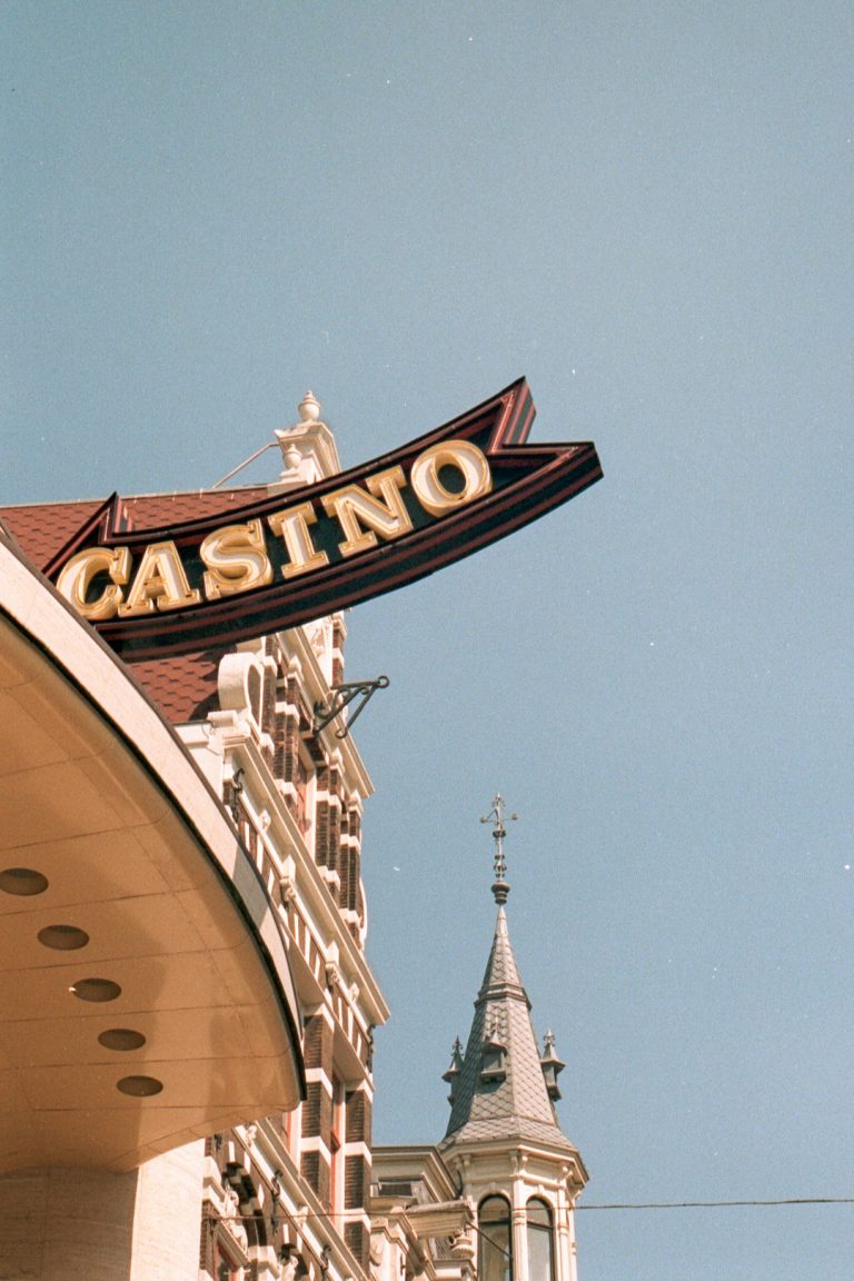 Low Fee Crypto Casino Experience in Canada