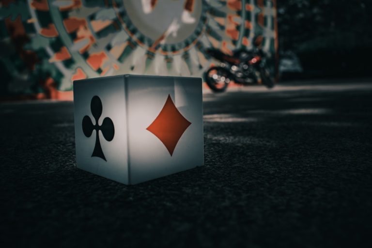 Instant Withdrawal Bitcoin Casino with Table Games in Canada A Comprehensive Guide